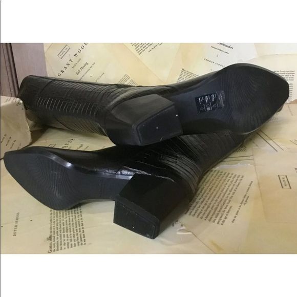 Urban Outfitters Vagabond Shoemakers Betsy Knee High Boot Black Leather Croc - Picture 7 of 7